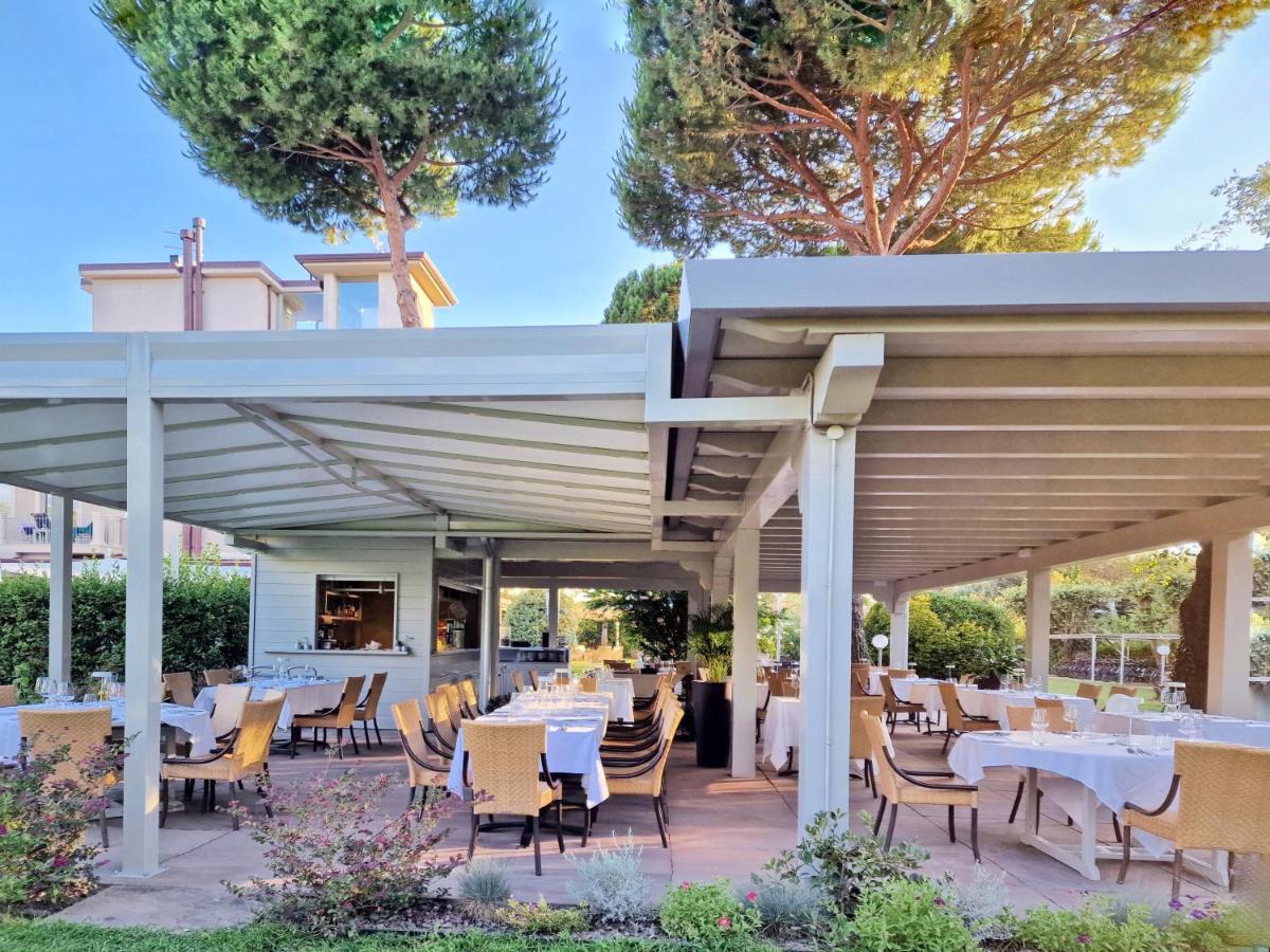 Hotel Villa Elsa Marina di Massa Zewnętrze zdjęcie