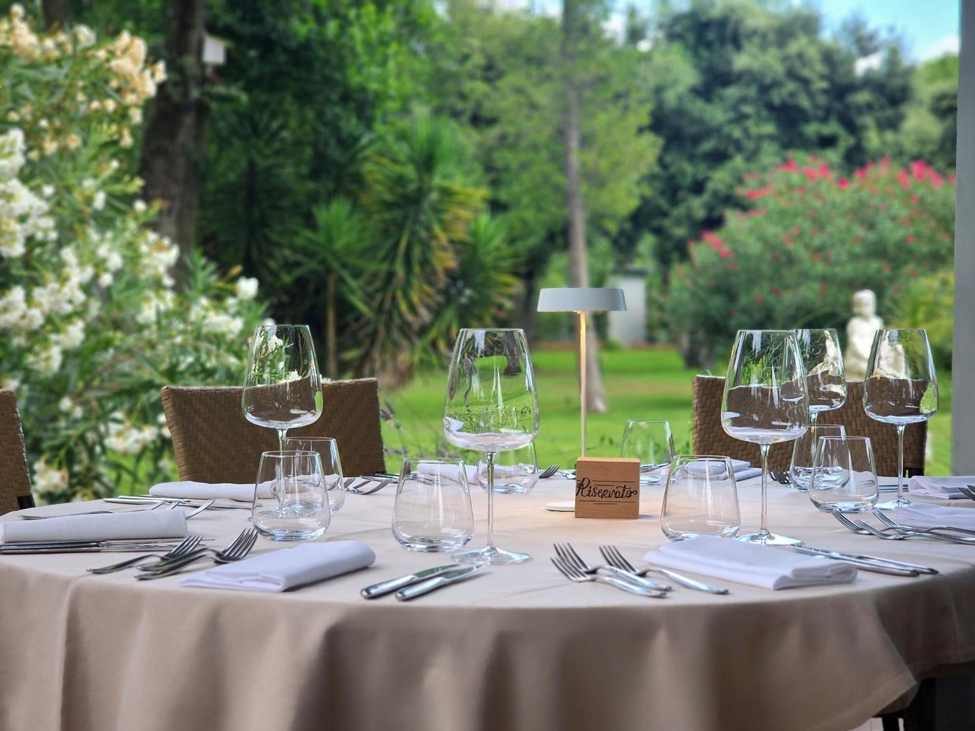 Hotel Villa Elsa Marina di Massa Zewnętrze zdjęcie