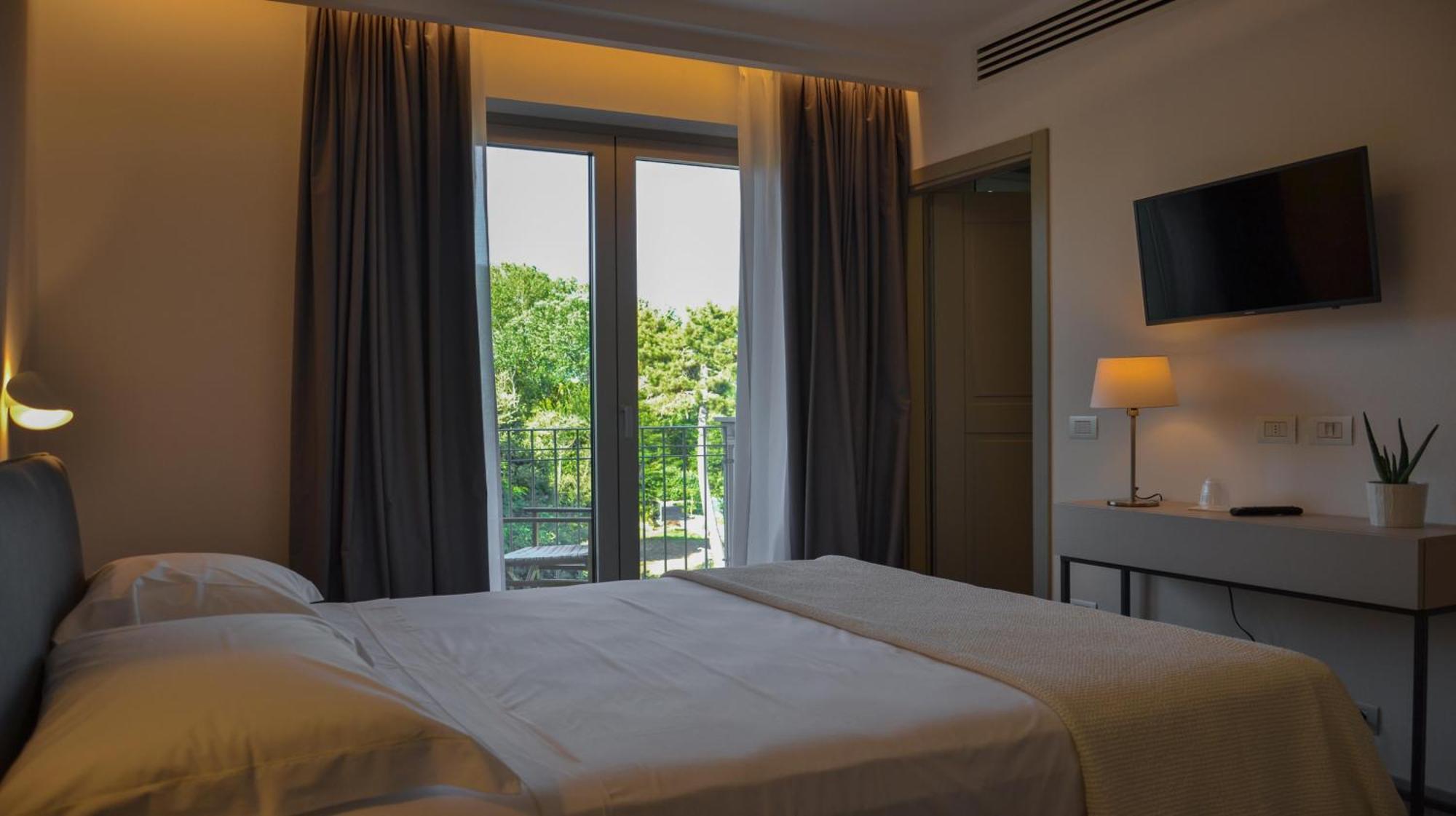 Hotel Villa Elsa Marina di Massa Pokój zdjęcie