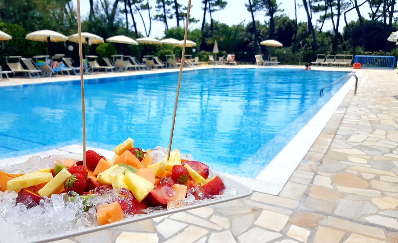 Hotel Villa Elsa Marina di Massa Zewnętrze zdjęcie